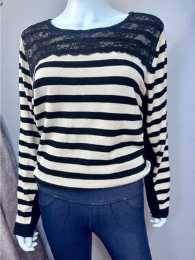 NWOT Striped Lace-Trim Women's Spring/Summer Sweater - Black & Cream